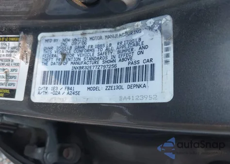 2007 Toyota Corolla Le z USA, uszkodzony, nr VIN 1NXBR32E77Z797256